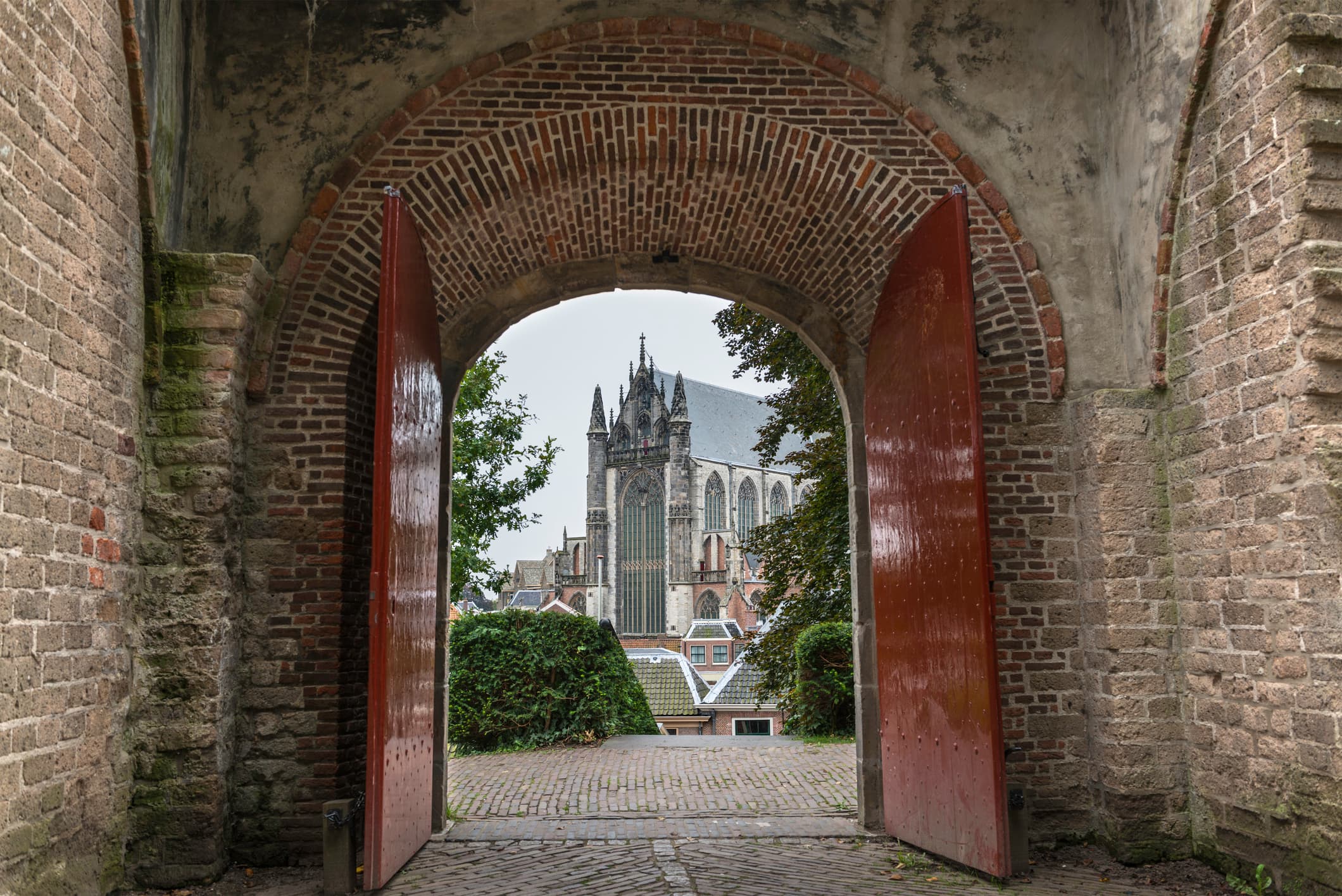 Doorkijk door de binnentuin van HutSpot